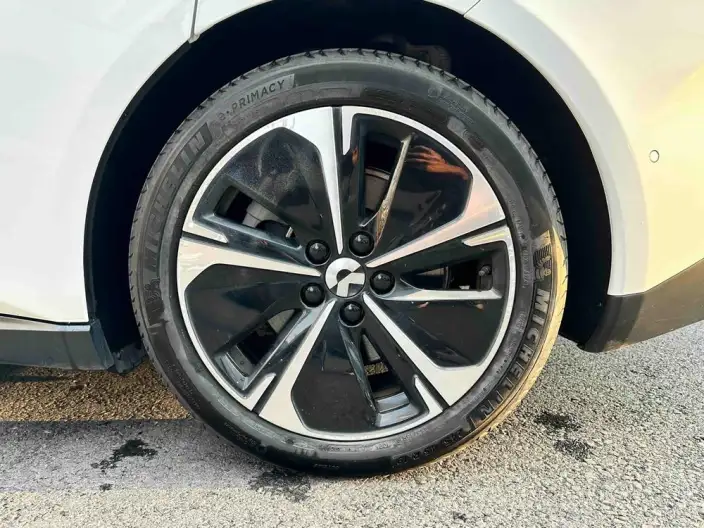 NIO ET5T 2024 Model 75kWh – фото 8