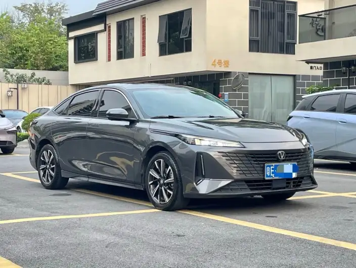 Changan Yida 2023 Model 1.5T GDI Automatic Noble Model