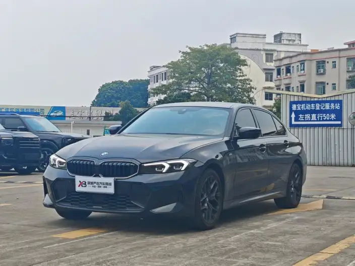 BMW 3 Series 2025 Model 330Li M Sports Night Set