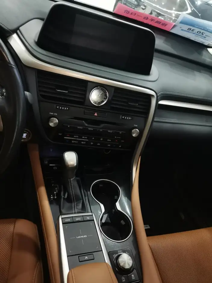 Lexus RX 2020 Model Facelift 300 2WD Comfort Edition – фото 7