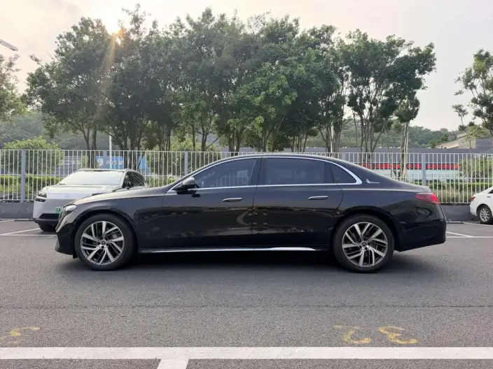 Mercedes-Benz E-Class 2024 Model E 300 L Fashion Model sedan