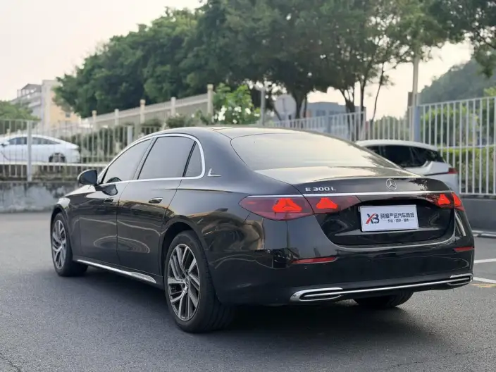 Mercedes-Benz E-Class 2024 Model E 300 L Fashion Model sedan – фото 5