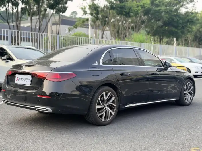 Mercedes-Benz E-Class 2024 Model E 300 L Fashion Model sedan – фото 7