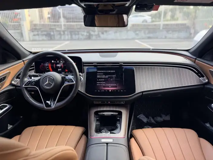 Mercedes-Benz E-Class 2024 Model E 300 L Fashion Model sedan – фото 10