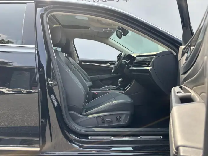 Volkswagen Passat 2023 Model 280TSI Elite Edition – фото 8