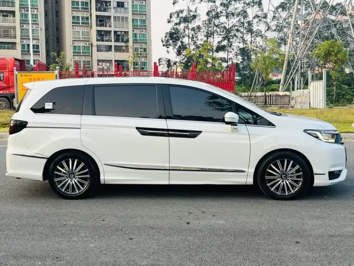Honda Elysion 2022 Model 2.0L Hybrid Deluxe Edition – фото 8
