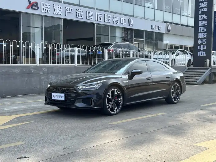 Audi A7 L 2024 Model 45 TFSI quattro Black Samurai Edition