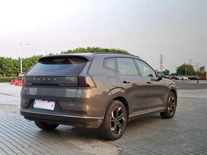 Volvo XC70 2026 Model 2WD Long Battery Life Pro Core – фото 7
