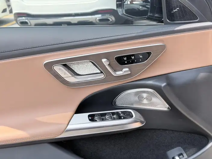 Mercedes-Benz E-Class 2025 Model E 300 L Luxury Model sedan – фото 9