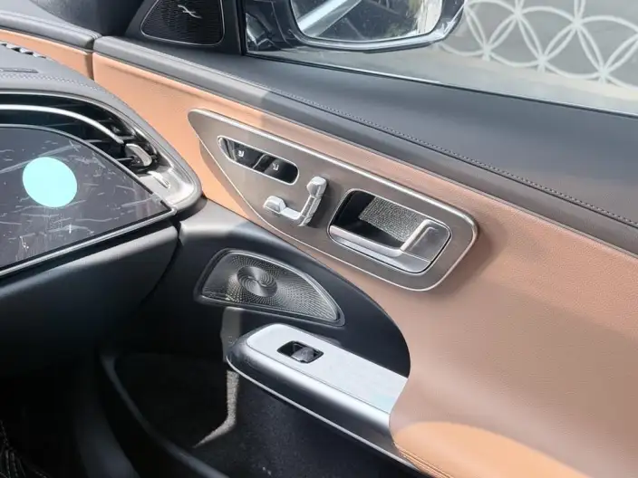 Mercedes-Benz E-Class 2025 Model E 300 L Luxury Model sedan – фото 10