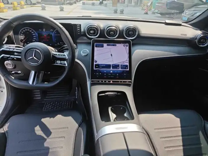 Mercedes-Benz C-Class PHEV 2023 Model C 350 eL – фото 8