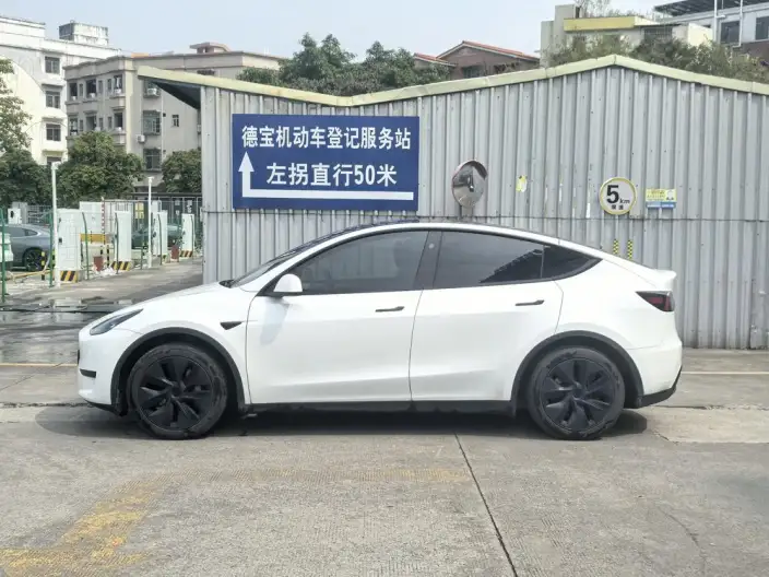 Model Y 2024 Model Rear-wheel drive version – фото 4