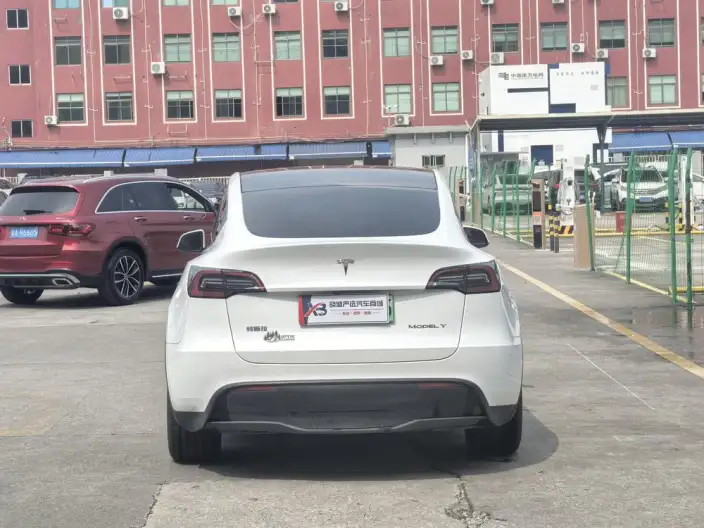 Model Y 2024 Model Rear-wheel drive version – фото 6