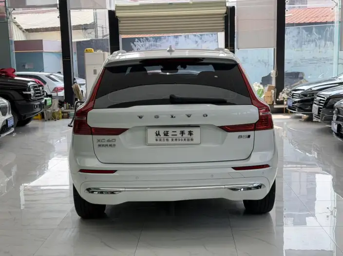 Volvo XC60 2024 Model B5 4WD Smart Range Deluxe Edition – фото 6