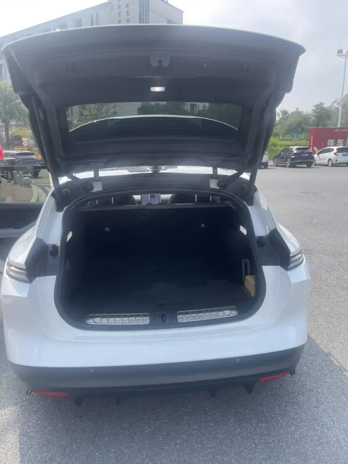 NIO ET5T 2024 Model 75kWh – фото 8