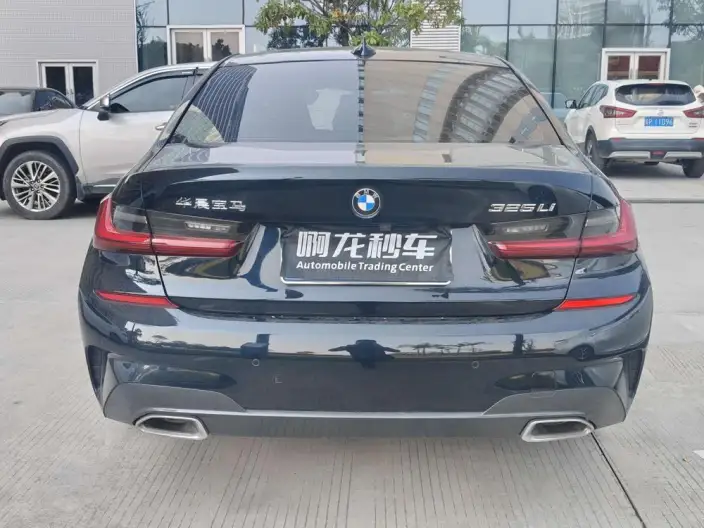 BMW 3 Series 2022 Model 325Li M Sports Set