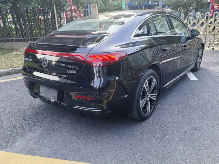 Mercedes-Benz EQE 2025 Model EQE 500 4MATIC Pioneer Edition – фото 5