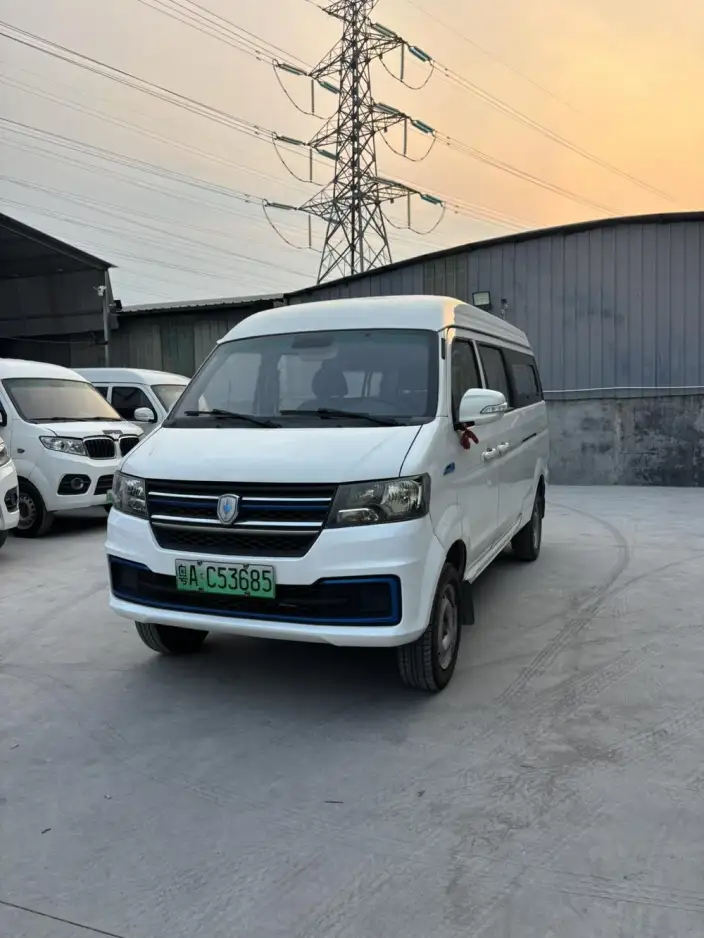 New Hiace EV 2023 Model Comfort Model – фото 1
