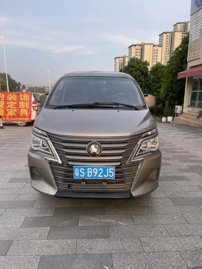 Lingzhi 2024 Model M5L 1.5T Comfort Model 9 seat – фото 2