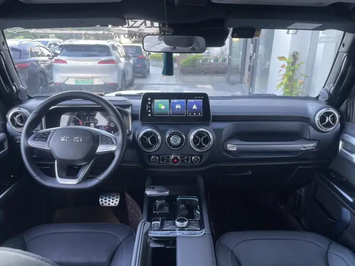 BAIC BJ40 2023 Model 2.0D Automatic 4WD Blade Hero Edition Warrior Model – фото 10