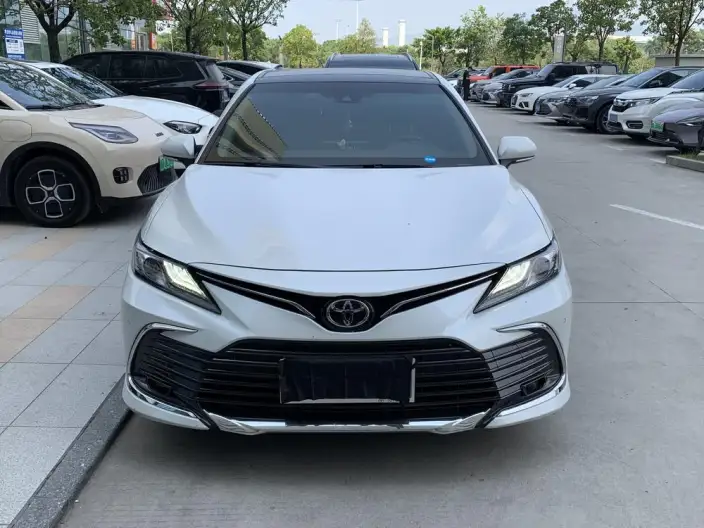 Toyota Camry 2023 Model 2.5G Deluxe Edition