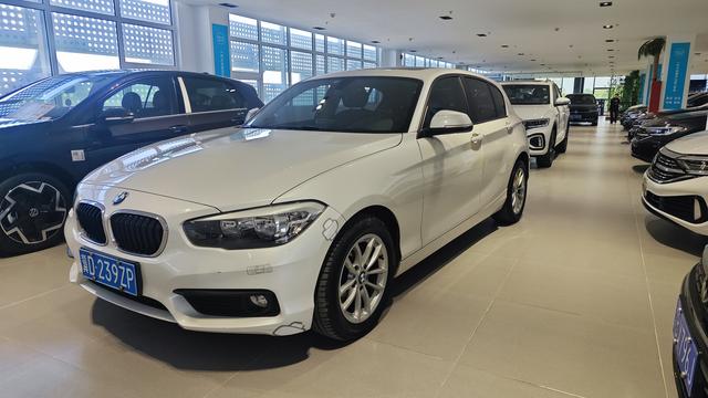 BMW 1 Series Import 2016 118i Leading – фото 1