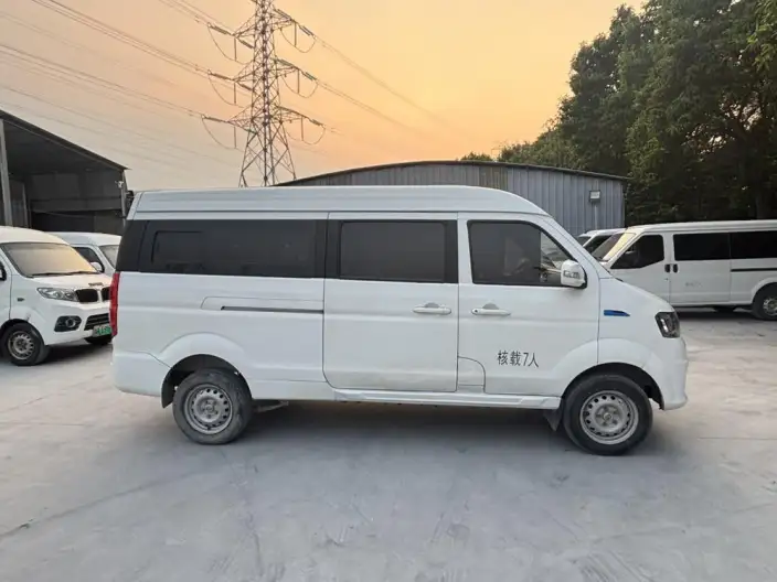 New Hiace EV 2023 Model Comfort Model – фото 7