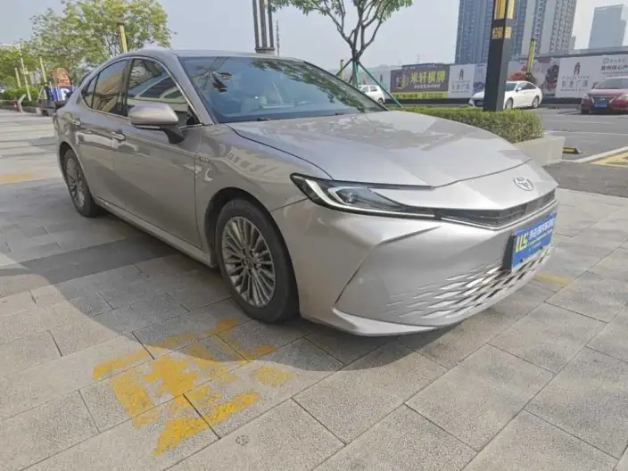 Toyota Camry 2024 Model Hybrid 2.0HGVP Deluxe Edition