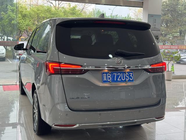 Buick GL8 2023 Land Business 2.0T Luxury – фото 4
