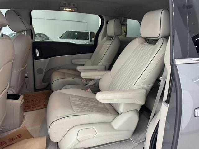 Buick GL8 2023 Land Business 2.0T Luxury – фото 9