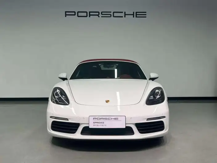 Porsche 718 2023 Model Boxster 2.0T