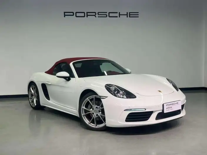 Porsche 718 2023 Model Boxster 2.0T