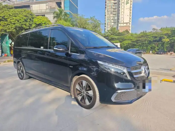 Mercedes-Benz V-Class 2022 Model V 260 L Long wheelbase Premium Edition