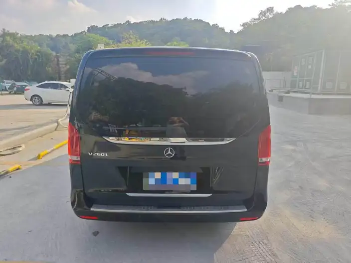 Mercedes-Benz V-Class 2022 Model V 260 L Long wheelbase Premium Edition – фото 5