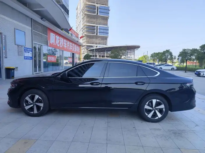 Volkswagen Magotan 2026 Model 300TSI Exclusive Edition
