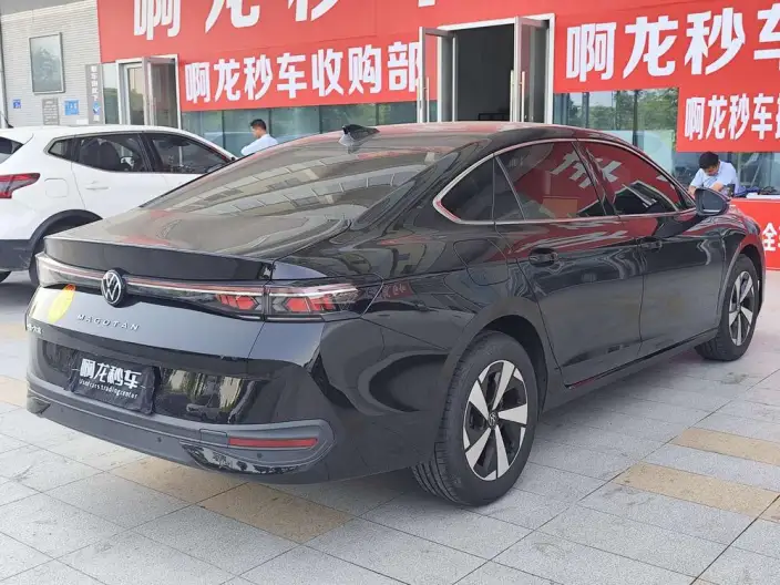 Volkswagen Magotan 2026 Model 300TSI Exclusive Edition – фото 5