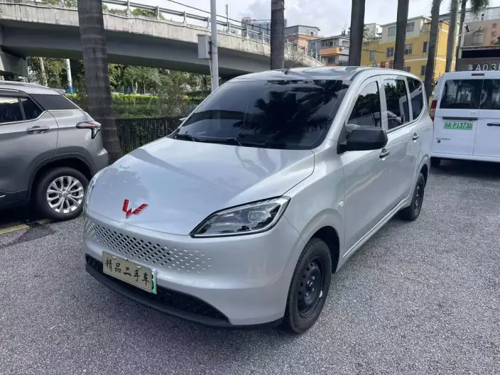 Wuling Hongguang Extended Range Edition 2025 Model 50KM Comfort Model
