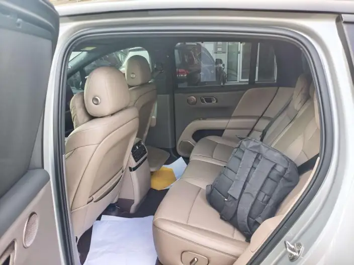 Li Auto i6 2025 Model 2WD Standard Edition – фото 9