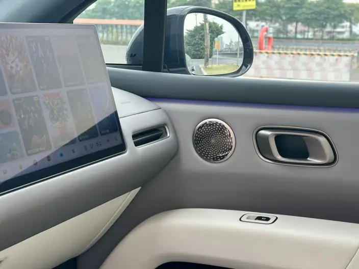Li Auto i6 2025 Model 2WD Standard Edition – фото 8