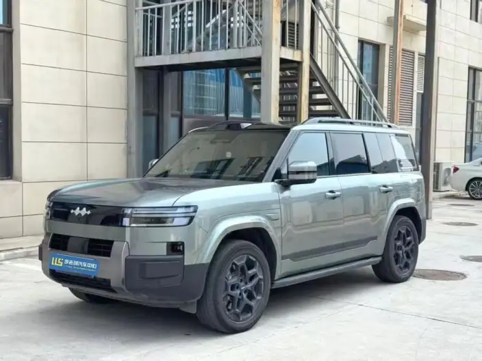 Titan 7 PHEV 2025 Model 190KM 4WD Ultra Edition – фото 1