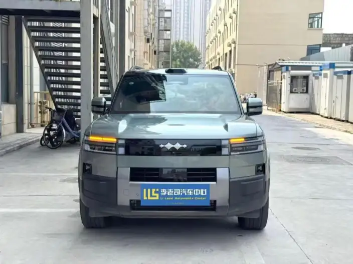 Titan 7 PHEV 2025 Model 190KM 4WD Ultra Edition – фото 2
