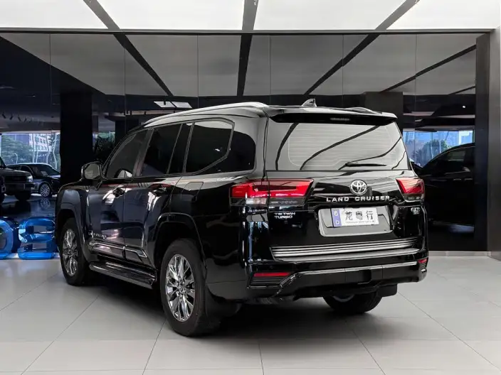 Land Cruiser （import 2025 Model 3.3T Automatic 4WD 7 seat Parallel Imported – фото 4