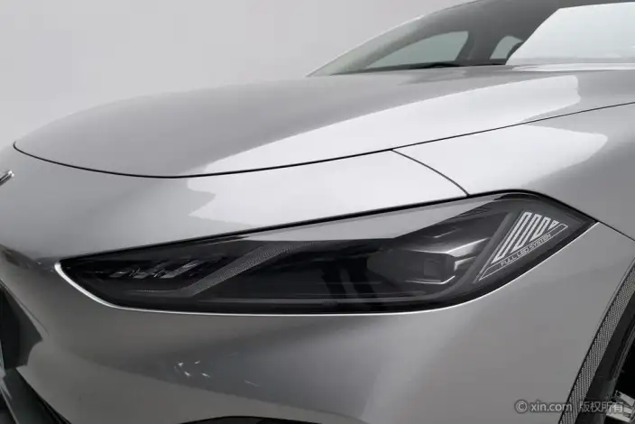 Roewe D7 DMH 2023 Model 125 Ultimate Edition – фото 7