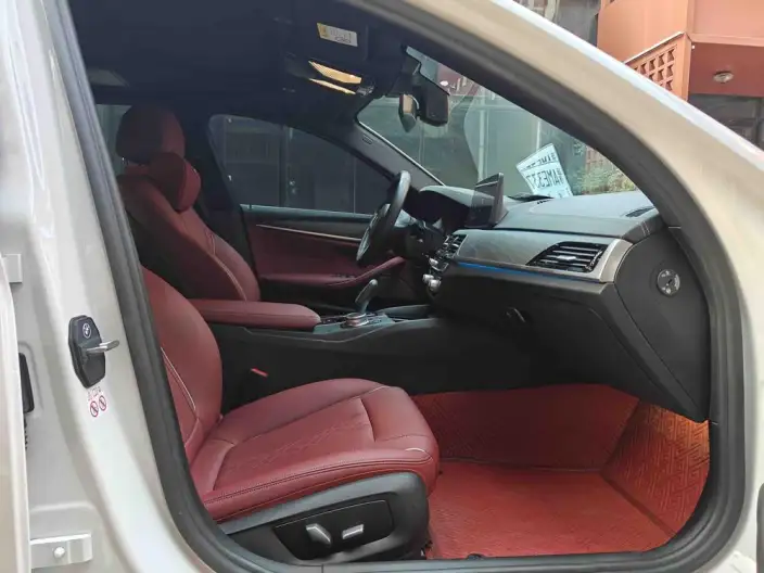 BMW 5 Series PHEV 2022 Model 535Le M Sports Set – фото 7