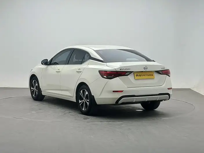 Nissan Sylphy 2022 Model 1.6L XL CVT Yuexiang Edition – фото 5
