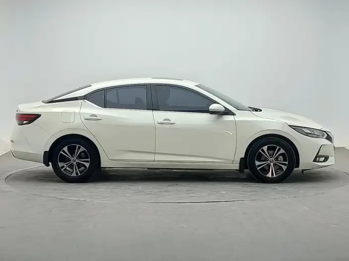 Nissan Sylphy 2022 Model 1.6L XL CVT Yuexiang Edition – фото 8