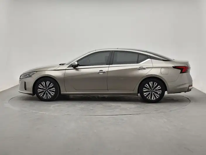 Nissan Teana 2022 Model 2.0L XL-Upr Premium Edition