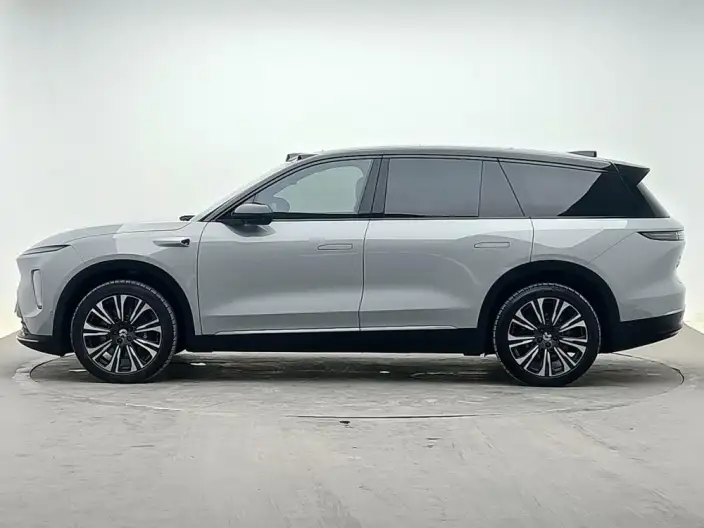 NIO ES8 2023 Model 75kWh