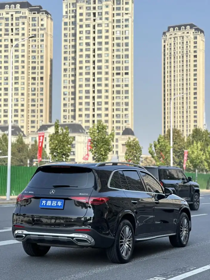 Mercedes-Benz GLC 2024 Model Facelift GLC 300 L 4MATIC Dynamic Model 5 seat – фото 4