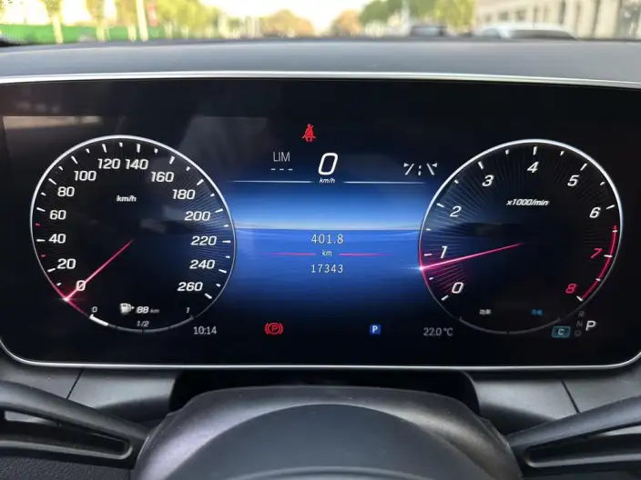 Mercedes-Benz GLC 2024 Model Facelift GLC 300 L 4MATIC Dynamic Model 5 seat – фото 10